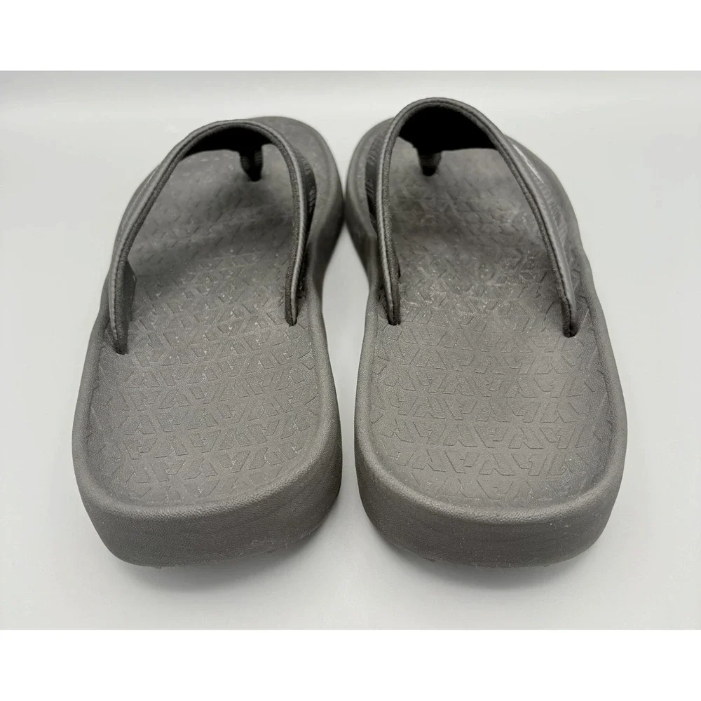 Eddie Bauer First Ascent Flip Flops Sandals Men's Size 11 Black Cushioned